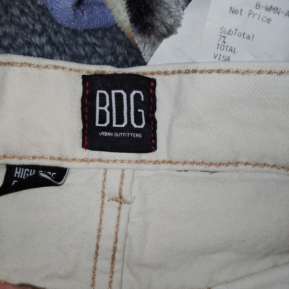 BDG high rise extreme baggy white jeans - 24" - Picture 11 of 13